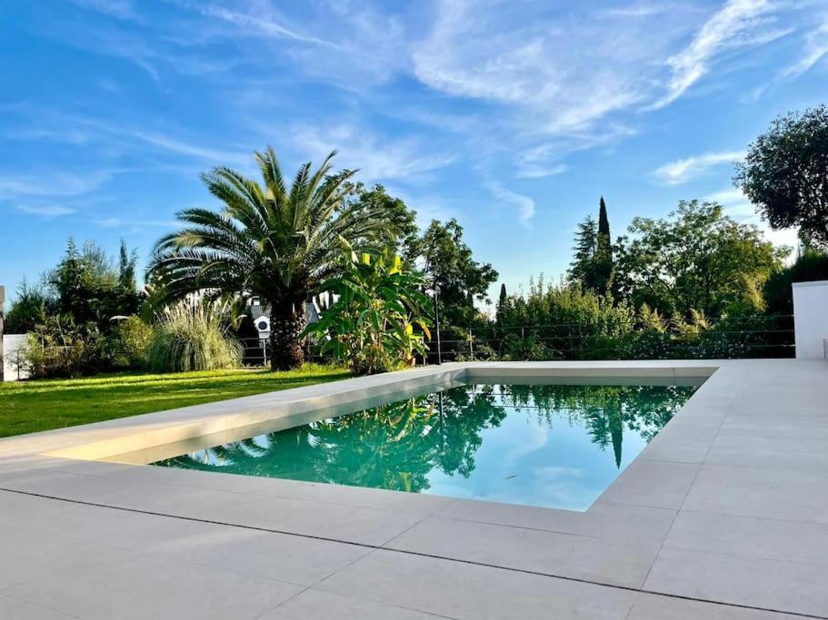 Apartamento Con Jardin Y Piscina En コルドバ エクステリア 写真