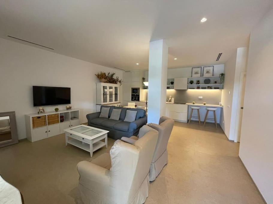 Apartamento Con Jardin Y Piscina En コルドバ エクステリア 写真