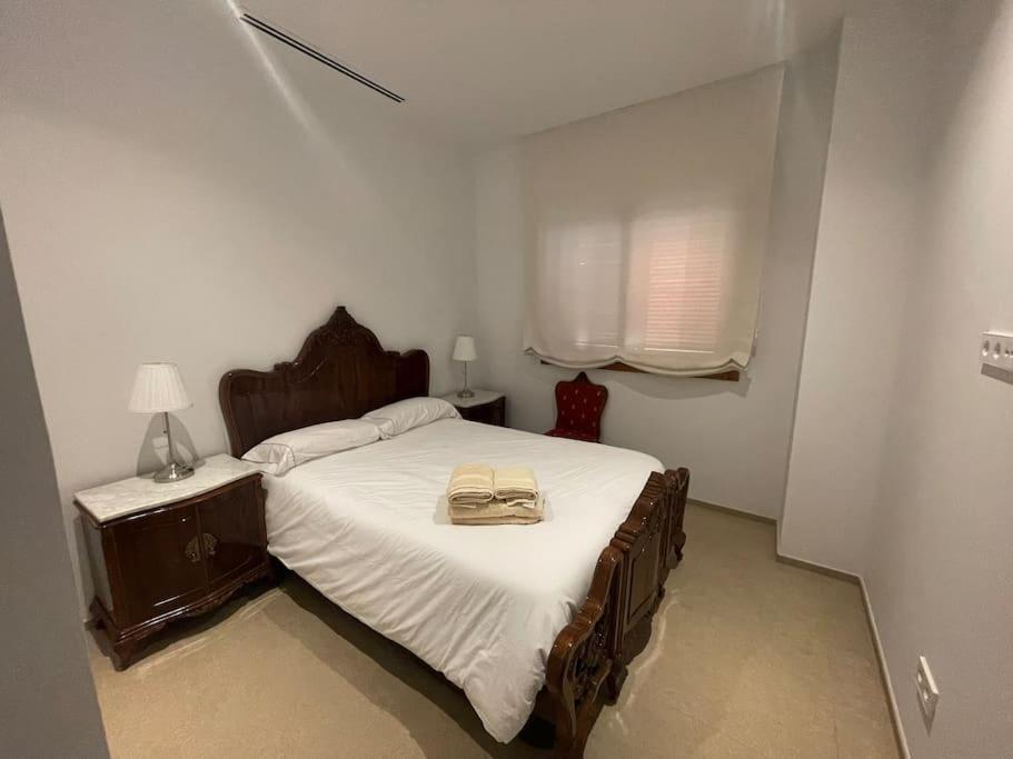 Apartamento Con Jardin Y Piscina En コルドバ エクステリア 写真