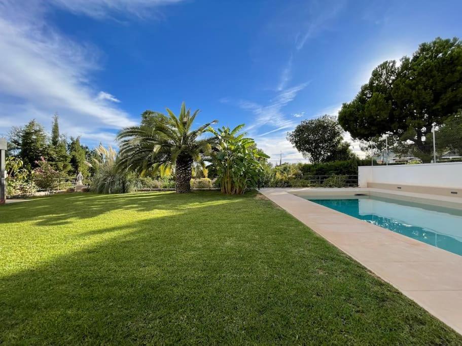 Apartamento Con Jardin Y Piscina En コルドバ エクステリア 写真